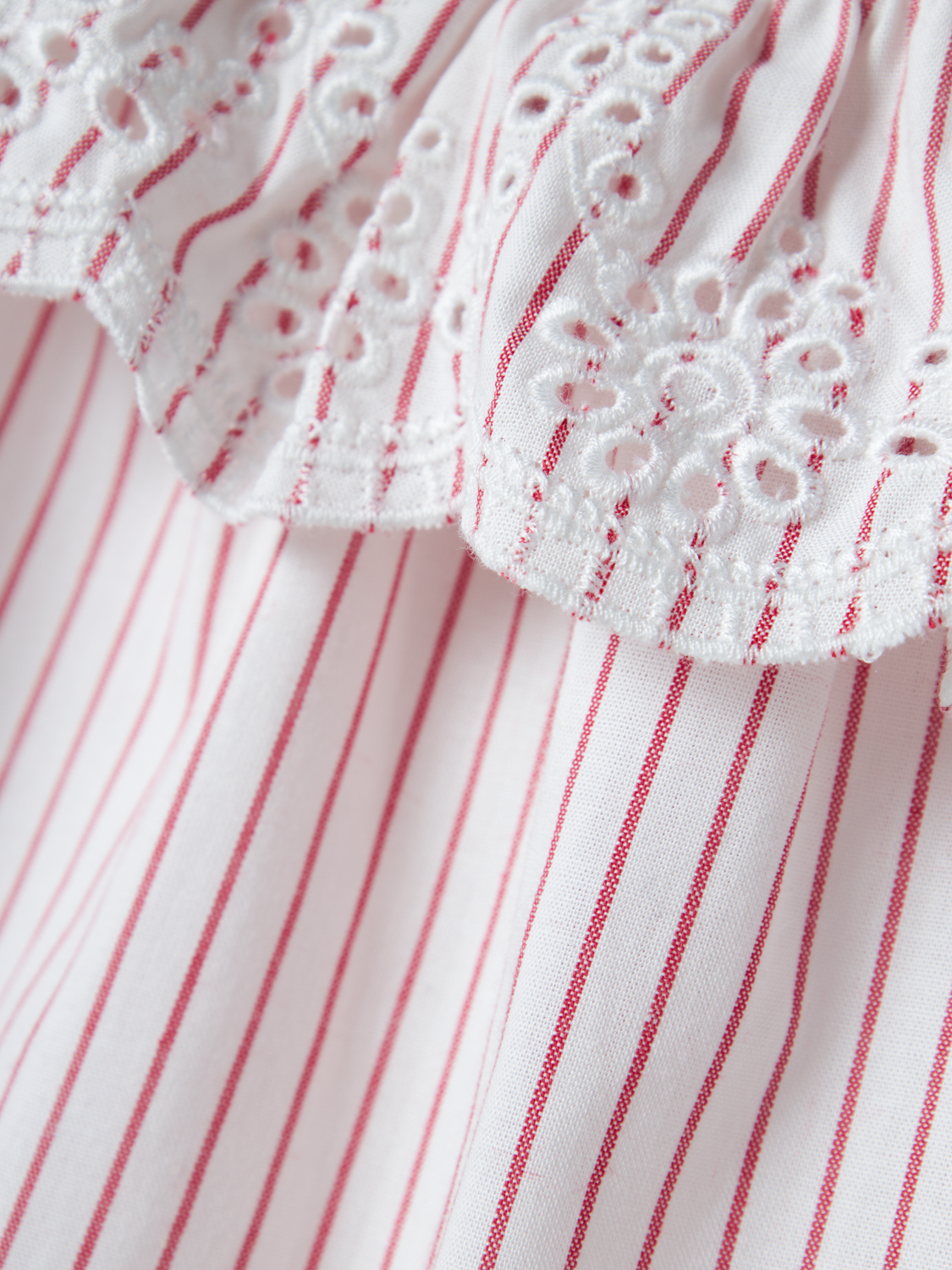 model_shot-front_full